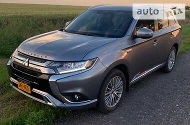 Mitsubishi Outlander 2019