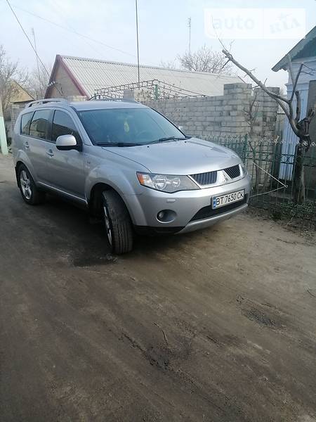 Позашляховик / Кросовер Mitsubishi Outlander 2007 в Херсоні