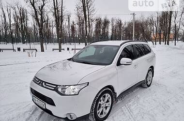 Внедорожник / Кроссовер Mitsubishi Outlander 2012 в Кропивницком