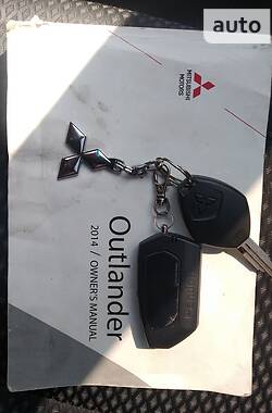 Внедорожник / Кроссовер Mitsubishi Outlander 2013 в Черкассах