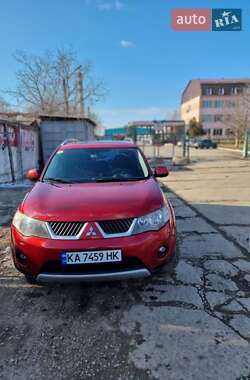 Внедорожник / Кроссовер Mitsubishi Outlander 2008 в 