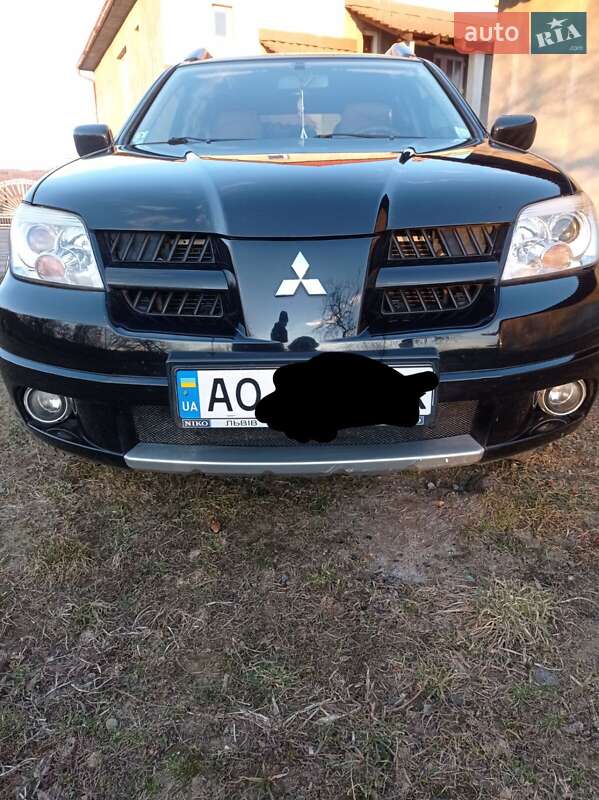 Хэтчбек Mitsubishi Outlander 2008 в Виноградове
