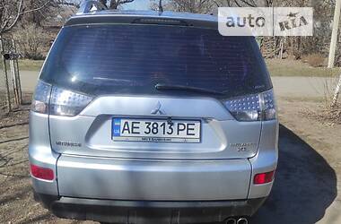 Внедорожник / Кроссовер Mitsubishi Outlander 2007 в Першотравенске