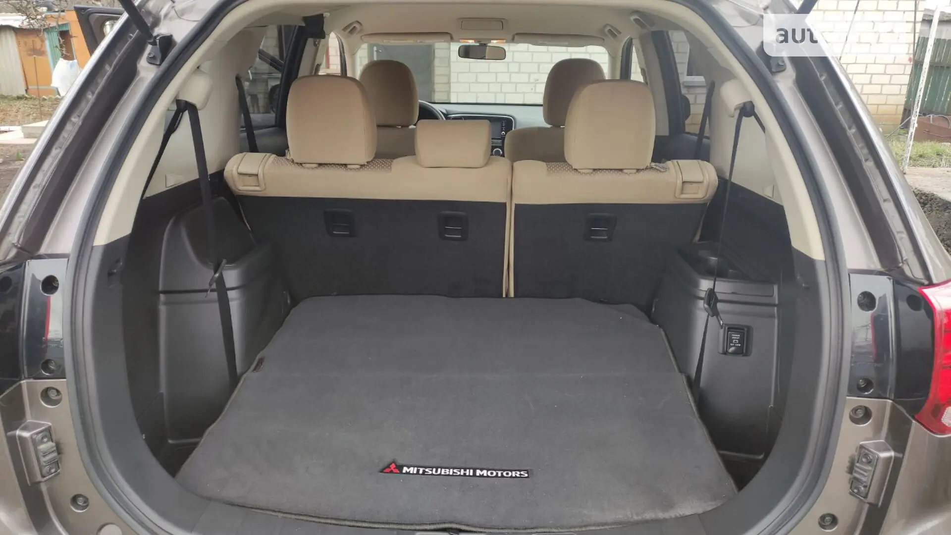 2019 Mitsubishi Outlander - мініатюра 11