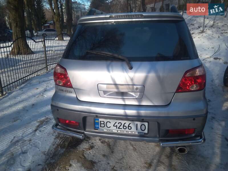 Внедорожник / Кроссовер Mitsubishi Outlander 2006 в Львове