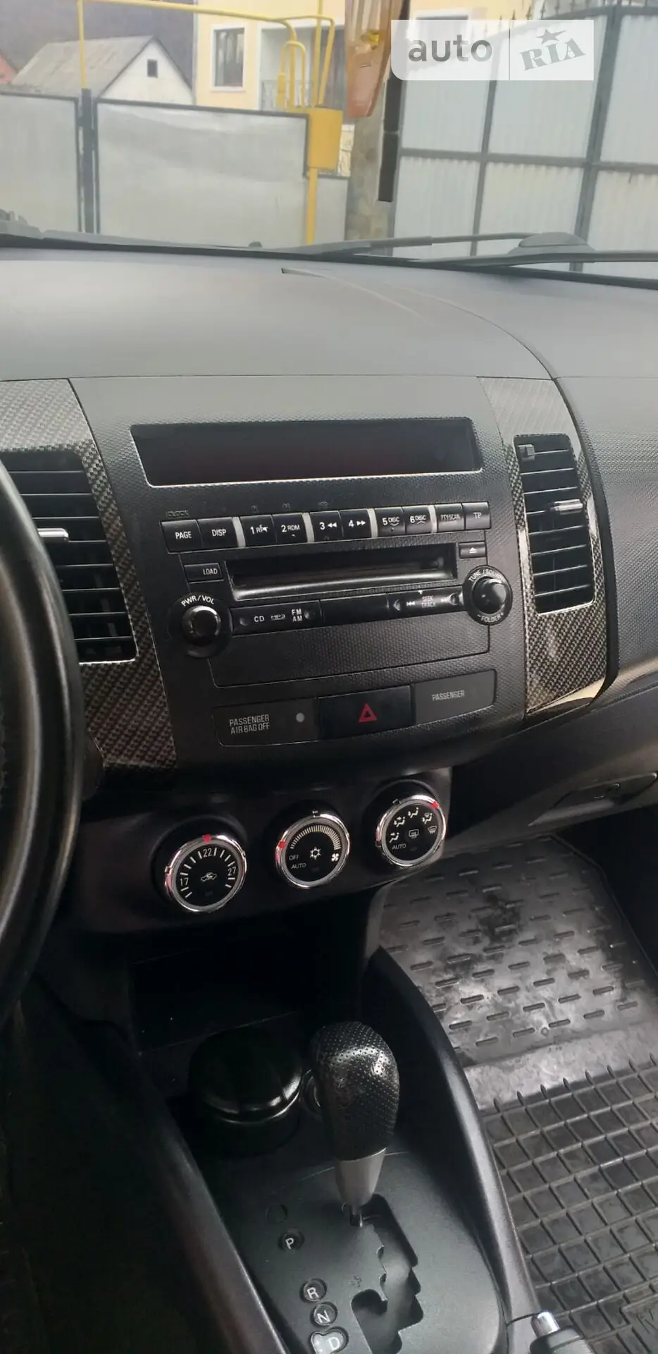 2011 Mitsubishi Outlander - мініатюра 2