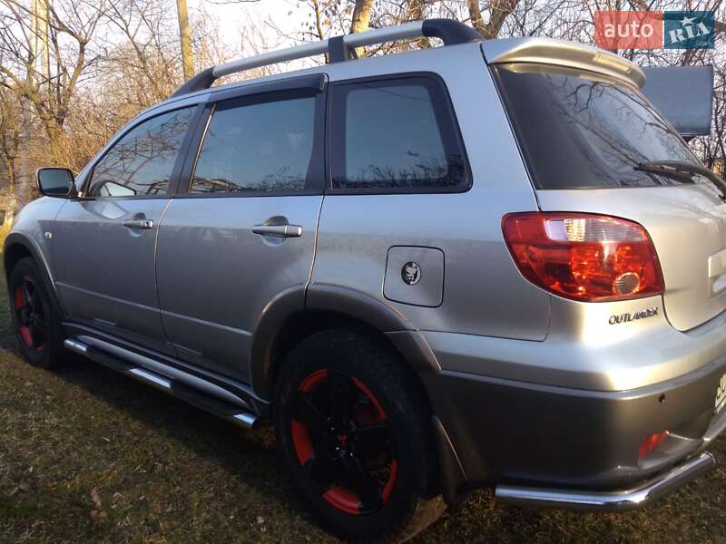 Внедорожник / Кроссовер Mitsubishi Outlander 2006 в Львове
