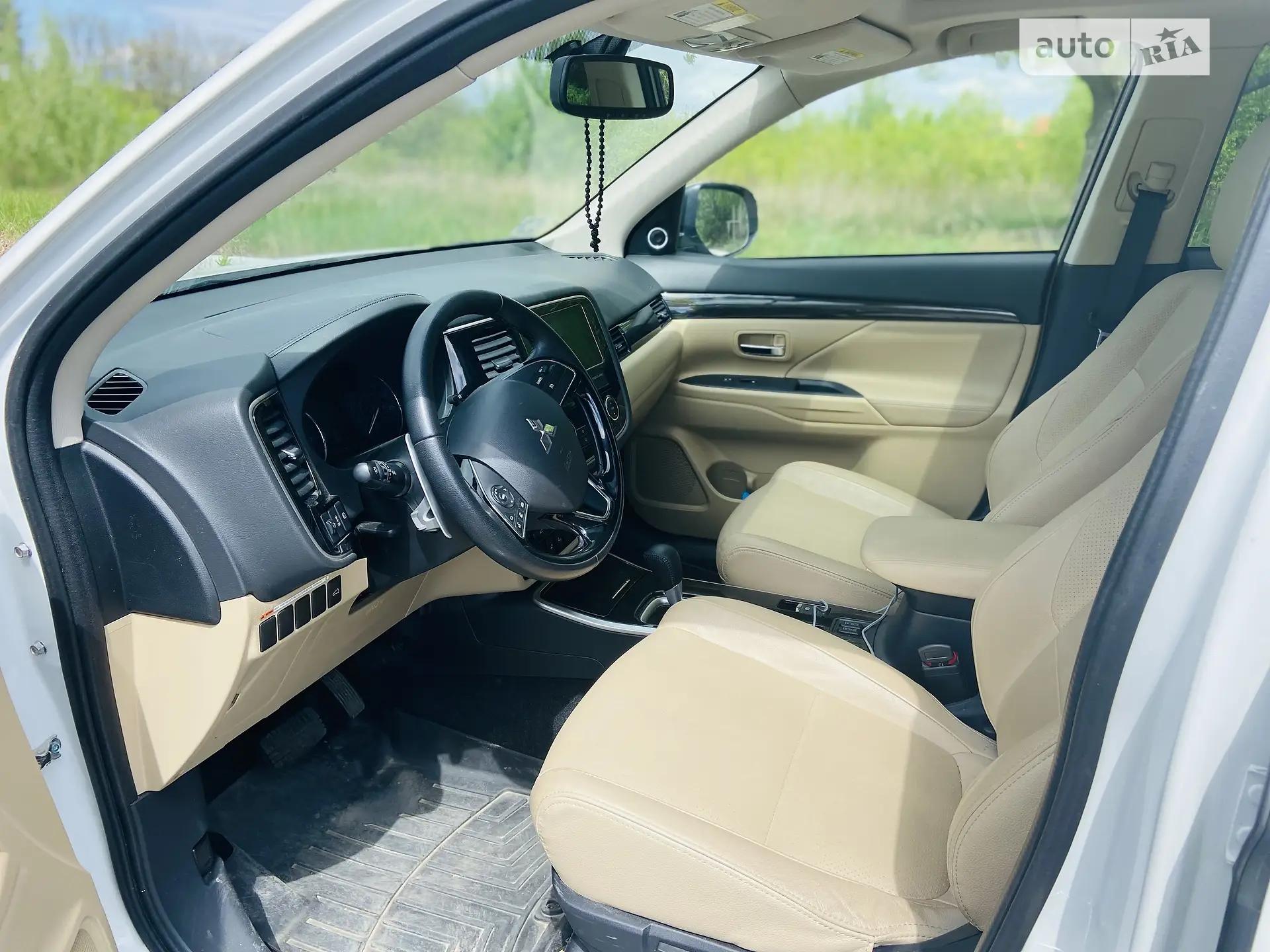 2017 Mitsubishi Outlander - мініатюра 27