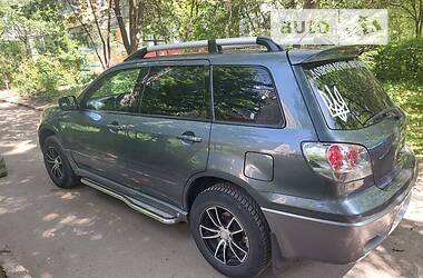 Внедорожник / Кроссовер Mitsubishi Outlander 2004 в Львове