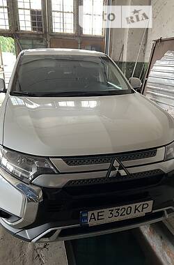 Mitsubishi Outlander 2019