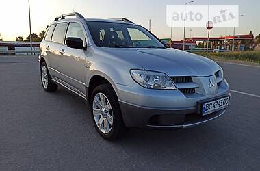 Позашляховик / Кросовер Mitsubishi Outlander 2005 в Стрию