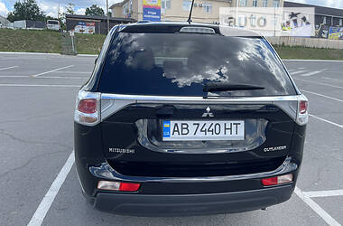 Позашляховик / Кросовер Mitsubishi Outlander 2013 в Вінниці