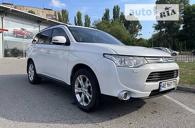 Позашляховик / Кросовер Mitsubishi Outlander 2013 в Дніпрі