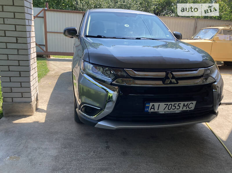 Внедорожник / Кроссовер Mitsubishi Outlander 2018 в Броварах