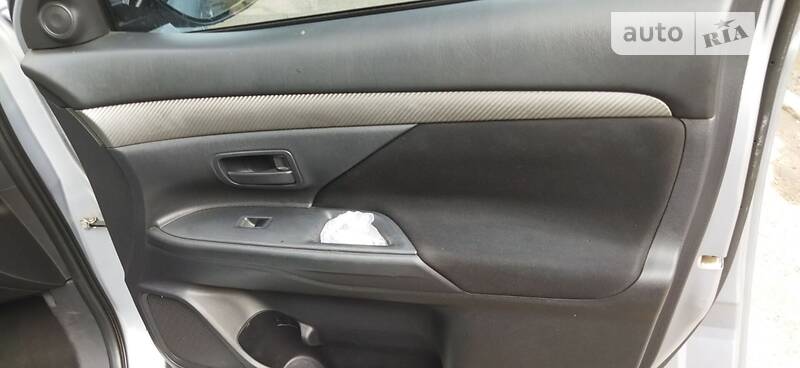 Універсал Mitsubishi Outlander 2013 в Балаклії