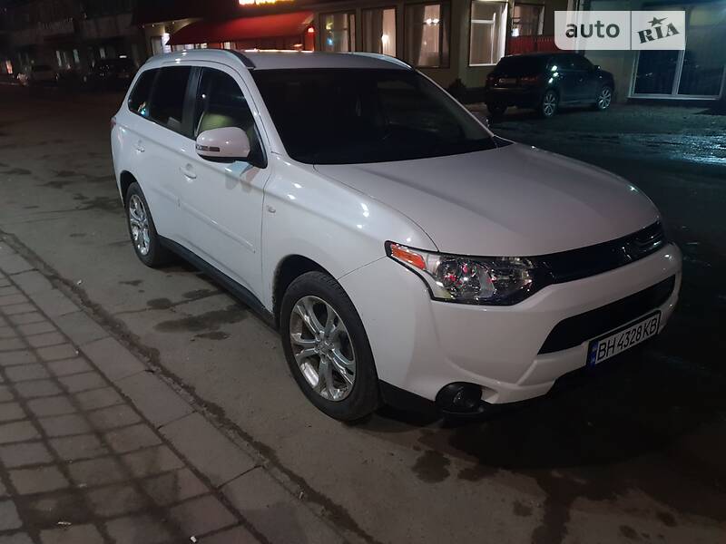 Mitsubishi Outlander