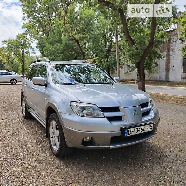 Внедорожник / Кроссовер Mitsubishi Outlander 2006 в Одессе