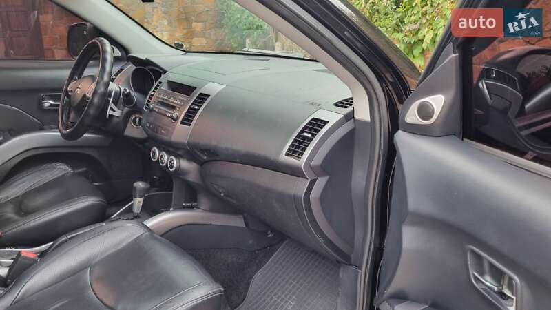 Позашляховик / Кросовер Mitsubishi Outlander 2007 в Бершаді фото 23 Позашляховик / Кросовер Mitsubishi Outlander 2007 в Бершаді