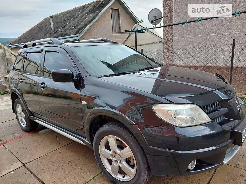 Mitsubishi Outlander