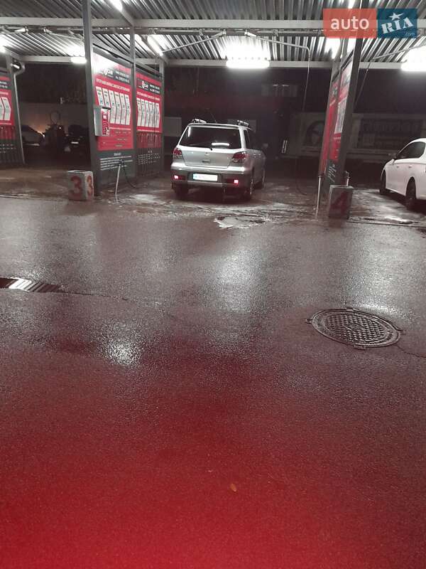 Універсал Mitsubishi Outlander 2004 в Києві фото 6 Універсал Mitsubishi Outlander 2004 в Києві