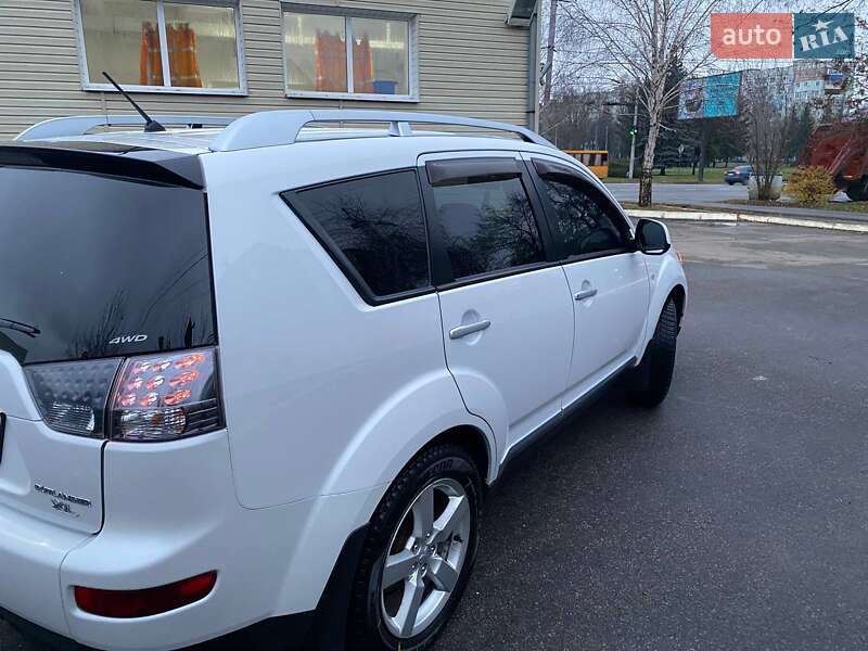 Внедорожник / Кроссовер Mitsubishi Outlander 2008 в Полтаве
