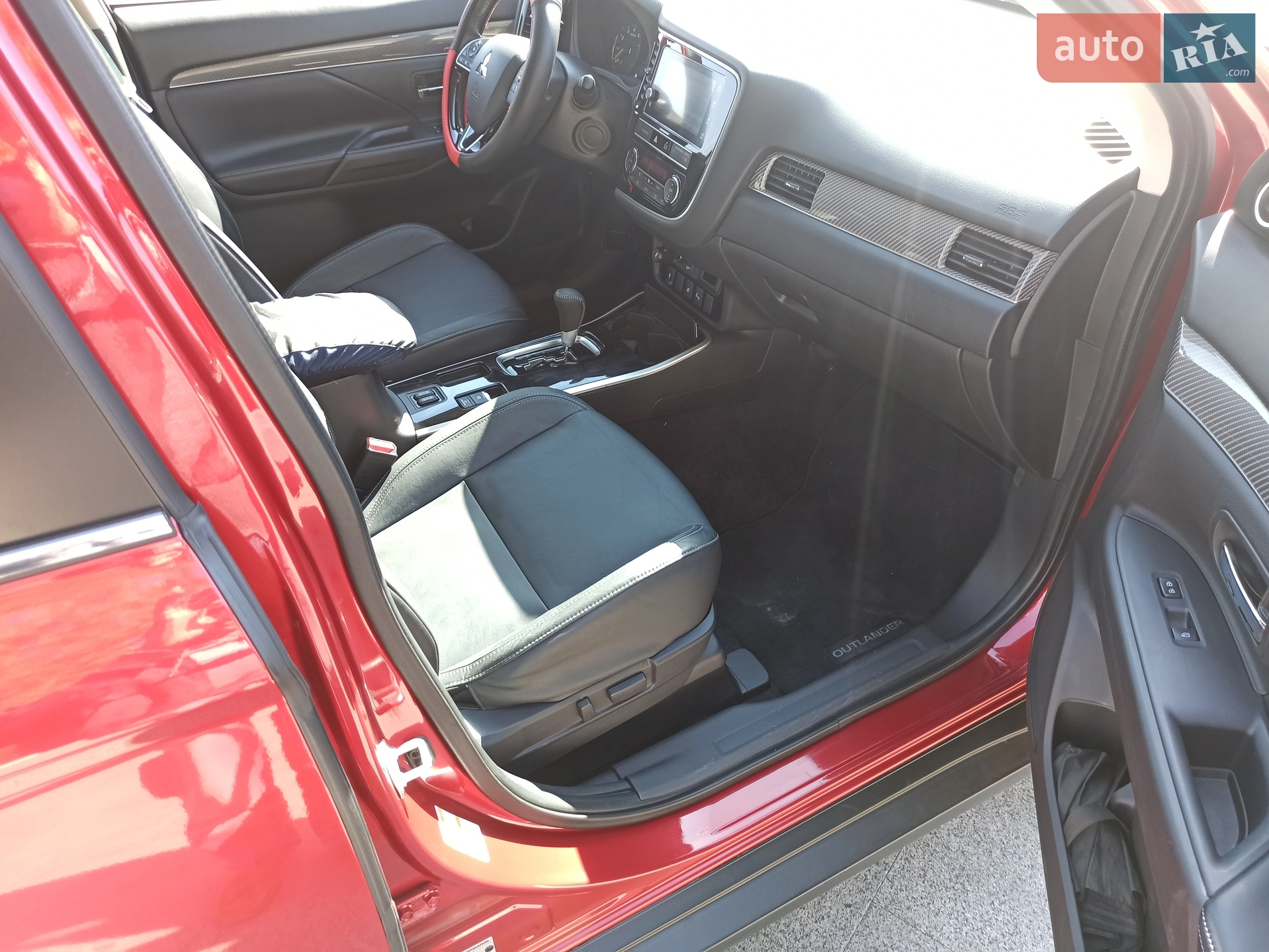 2019 Mitsubishi Outlander - мініатюра 3