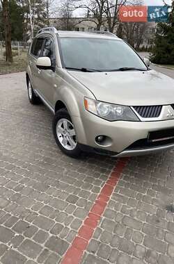 Внедорожник / Кроссовер Mitsubishi Outlander 2008 в Ратным