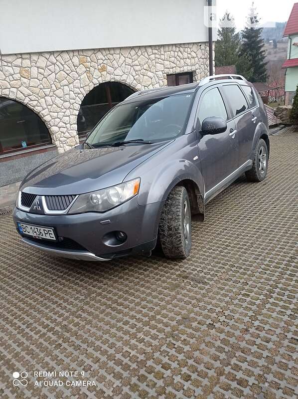 Позашляховик / Кросовер Mitsubishi Outlander 2007 в Славському