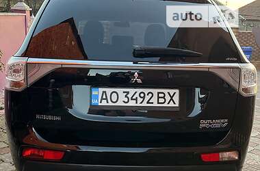 Внедорожник / Кроссовер Mitsubishi Outlander 2014 в Мукачево