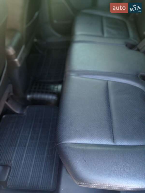 Позашляховик / Кросовер Mitsubishi Outlander 2013 в Чернівцях