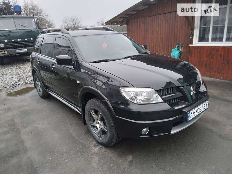Позашляховик / Кросовер Mitsubishi Outlander 2007 в Житомирі фото 2 Позашляховик / Кросовер Mitsubishi Outlander 2007 в Житомирі