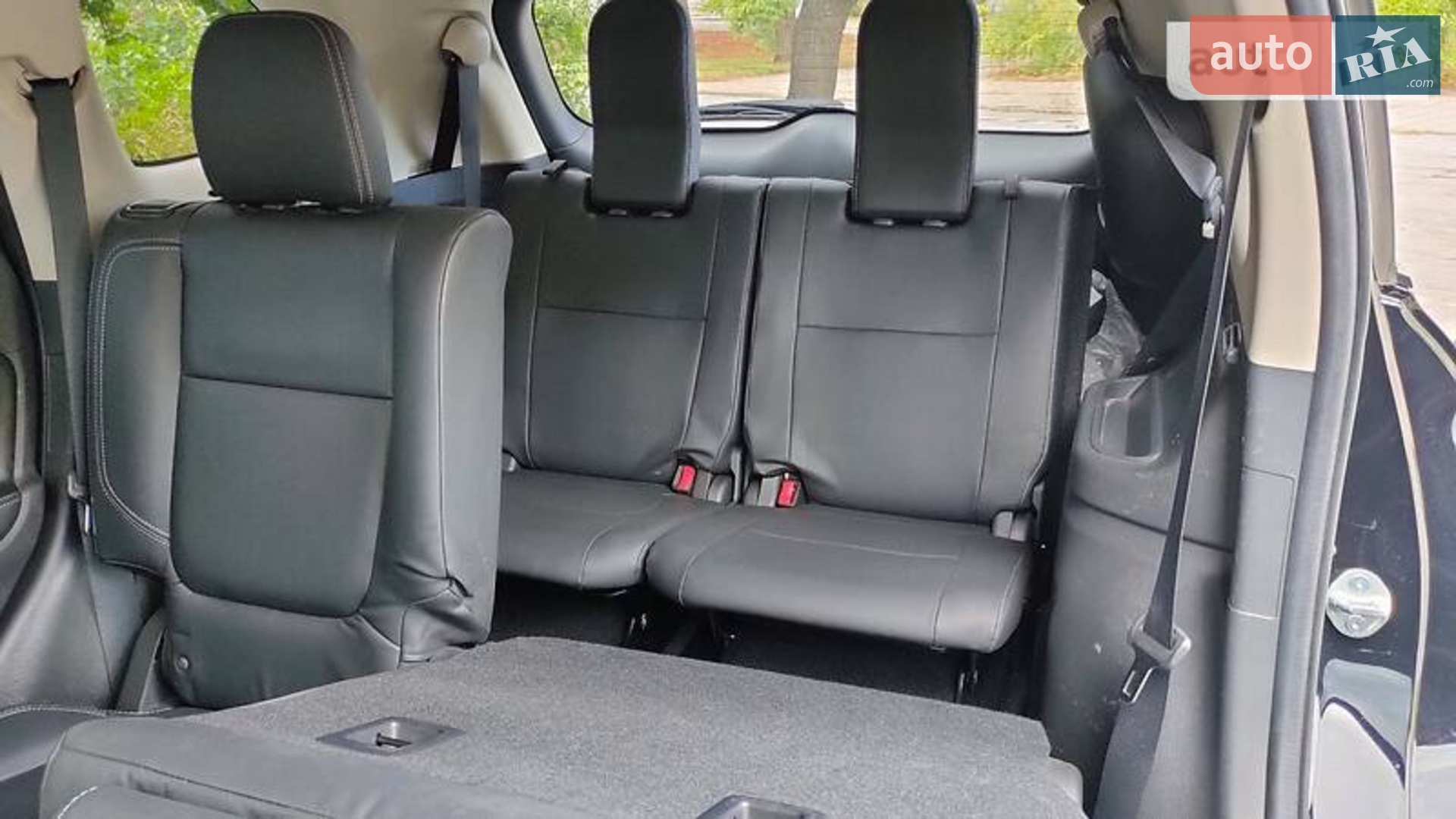 2018 Mitsubishi Outlander - мініатюра 27