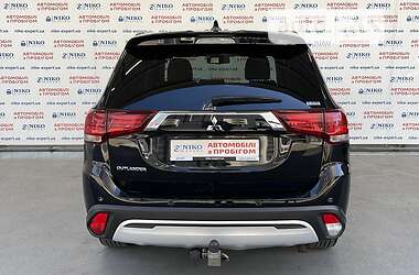Внедорожник / Кроссовер Mitsubishi Outlander 2021 в 