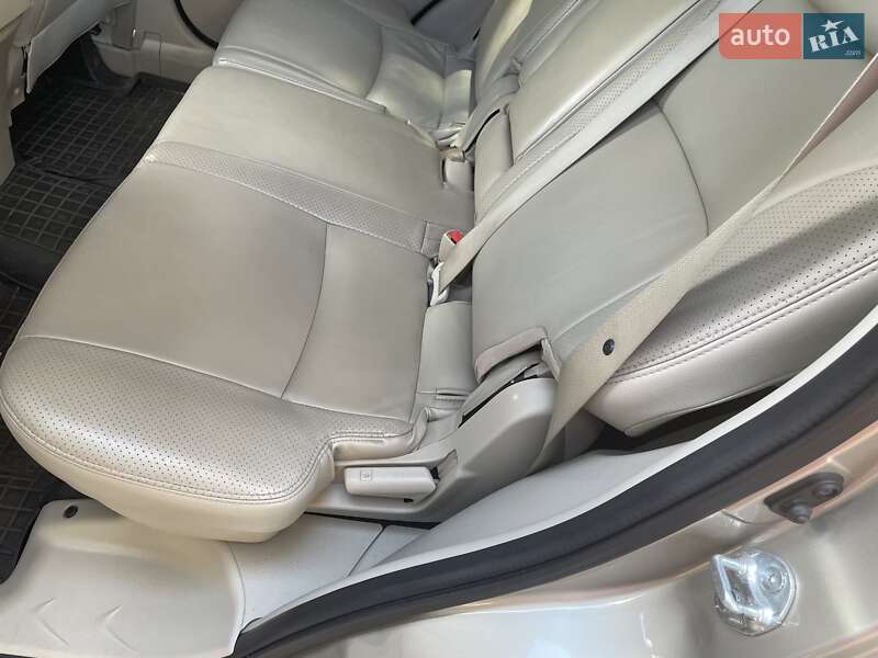 Позашляховик / Кросовер Mitsubishi Outlander 2007 в Охтирці