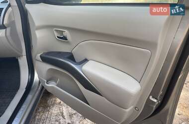 Внедорожник / Кроссовер Mitsubishi Outlander 2007 в Ахтырке