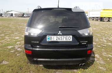 Позашляховик / Кросовер Mitsubishi Outlander 2010 в Миргороді