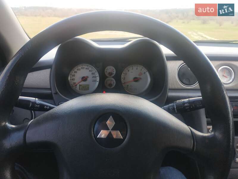 Позашляховик / Кросовер Mitsubishi Outlander 2006 в Дніпрі