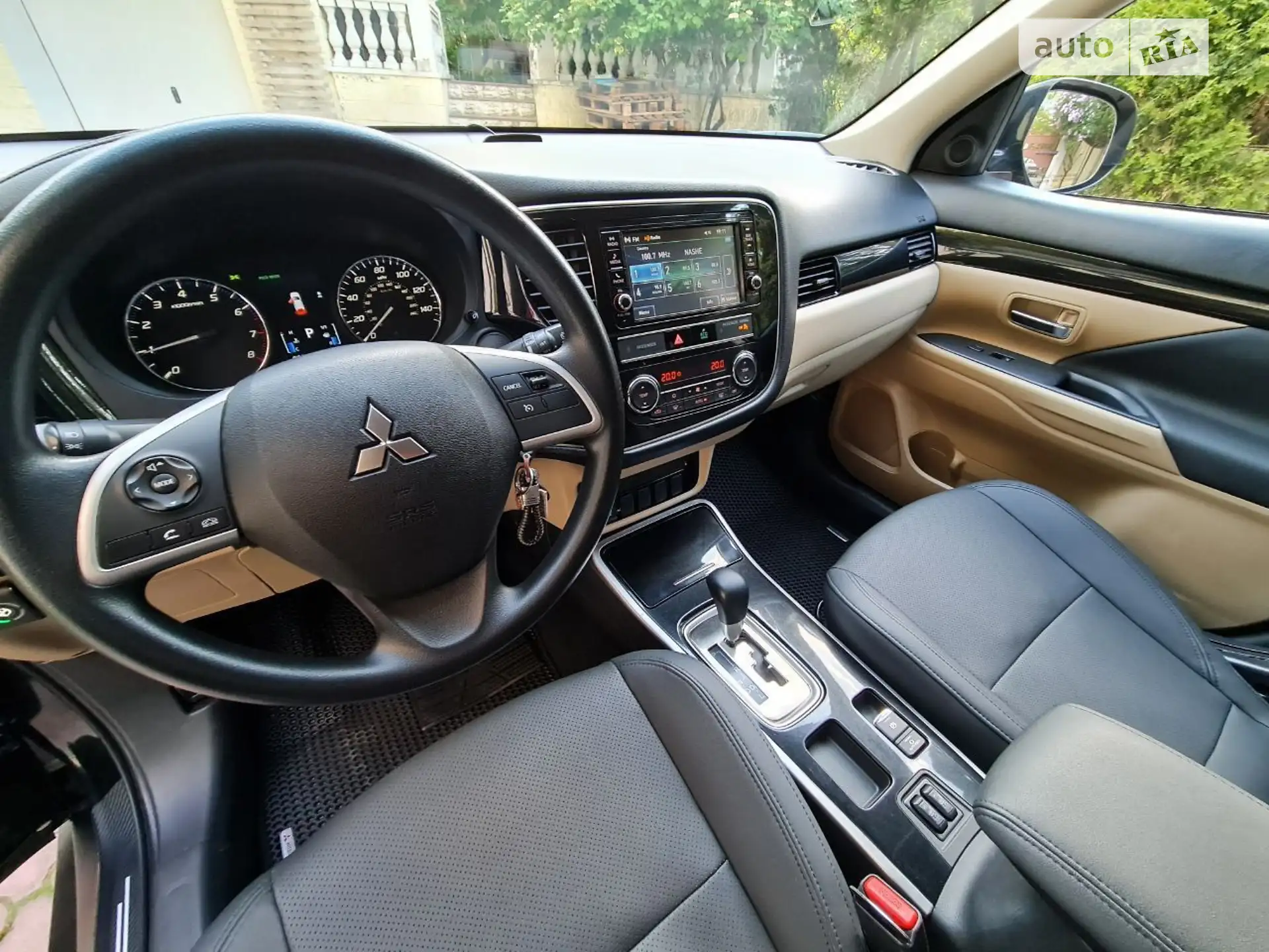 2019 Mitsubishi Outlander - мініатюра 17