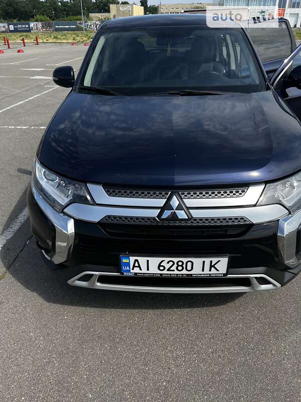 Mitsubishi Outlander 2019