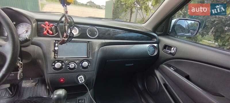 Позашляховик / Кросовер Mitsubishi Outlander 2004 в Теофіполі фото 22 Позашляховик / Кросовер Mitsubishi Outlander 2004 в Теофіполі