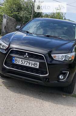 Mitsubishi Outlander 2015