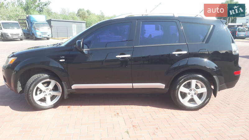 Внедорожник / Кроссовер Mitsubishi Outlander 2008 в Ровно