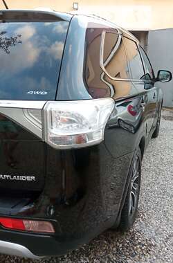 Внедорожник / Кроссовер Mitsubishi Outlander 2014 в Богородчанах