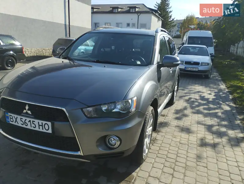 Mitsubishi Outlander