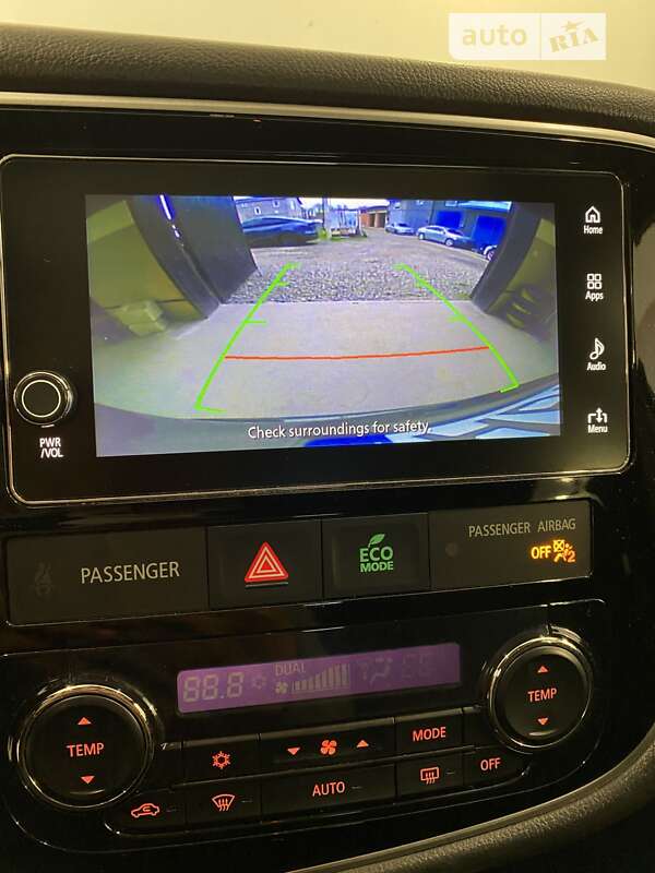 Позашляховик / Кросовер Mitsubishi Outlander 2017 в Вінниці