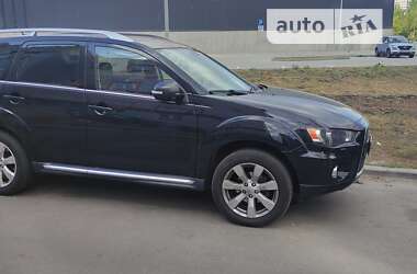 Mitsubishi Outlander 2010