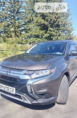 Mitsubishi Outlander 2020