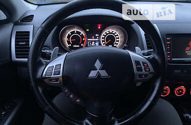 Позашляховик / Кросовер Mitsubishi Outlander 2010 в Здолбуніві