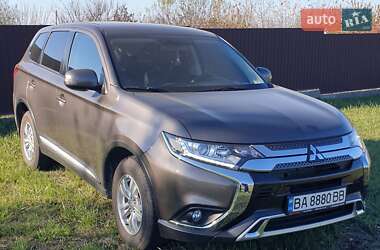 Mitsubishi Outlander 2019