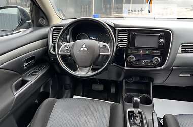 Внедорожник / Кроссовер Mitsubishi Outlander 2013 в Запорожье